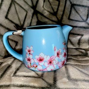 Mini kettle plus travel cup everyday I’m sparkling